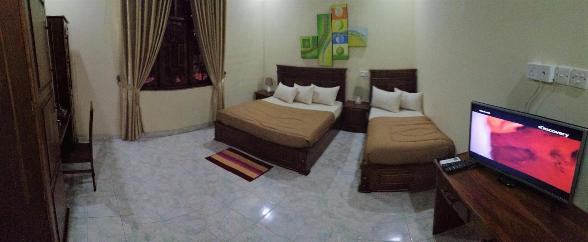 Holidays Hotel Nainamadama Buitenkant foto