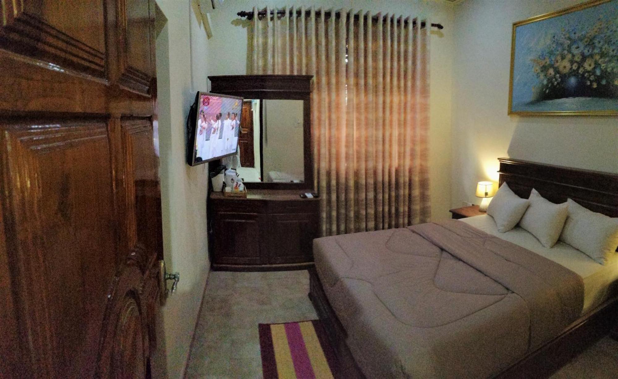Holidays Hotel Nainamadama Buitenkant foto